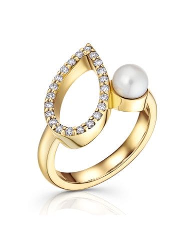 Diamond and pearl ring 18ct gold