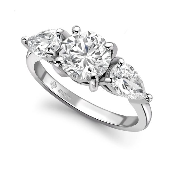 Pear and Brilliant diamond engagement ring