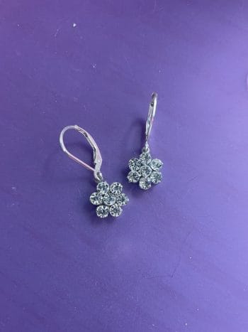 Clear tiny vintage clear 1960s crystal flower earrings