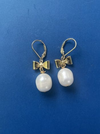 pearl earrings