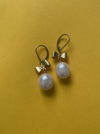 pearl earrings