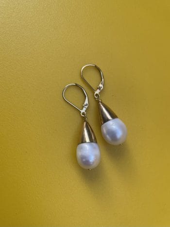 statement pearl re-modelled 1980s vintage earrings with fresh water pearl, drop approx 3.5cm excluding fittings 14kt gold filled lever back are new