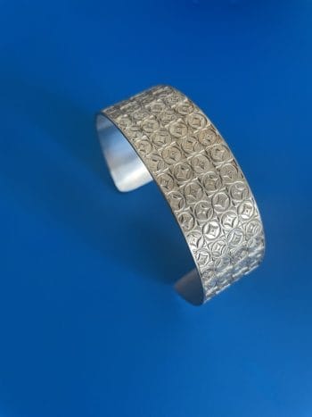 Print narrow silver plated cuff