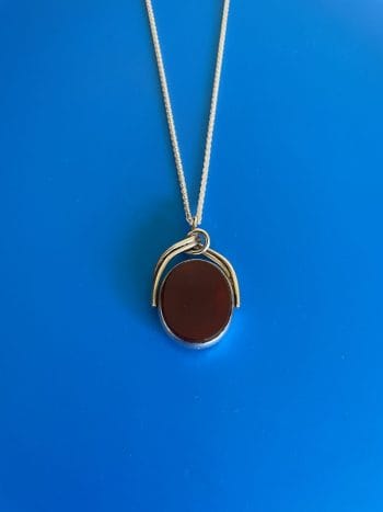 Unusual Cornelian / Bloodstone hallmarked Antique Sterling Silver Spinner Necklace 20